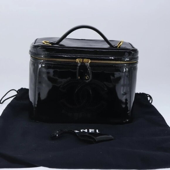 CHANEL Vanity Pouch Enamel Black Gold CC Auth - Picture 1 of 14